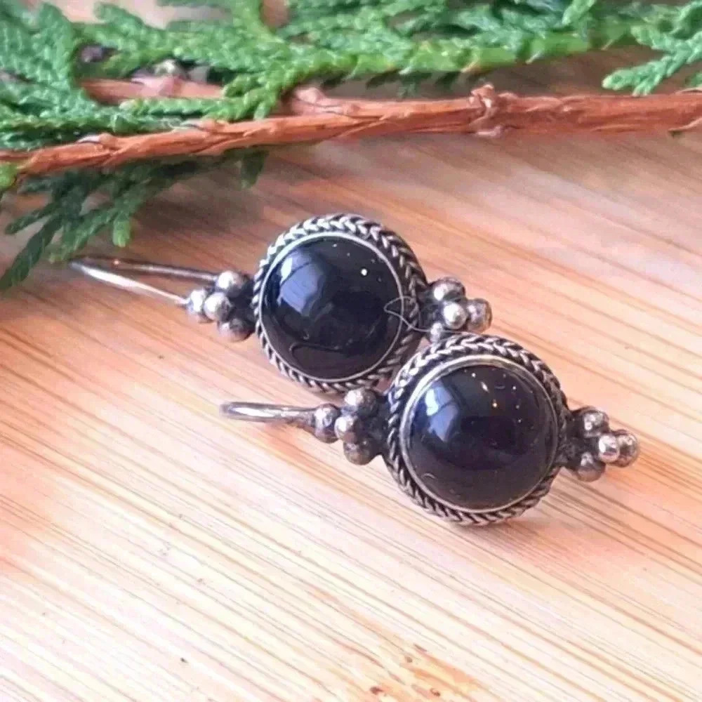 925 Sterling Black and Silver Vintage-Inspired Earrings - Picture 1 of 5